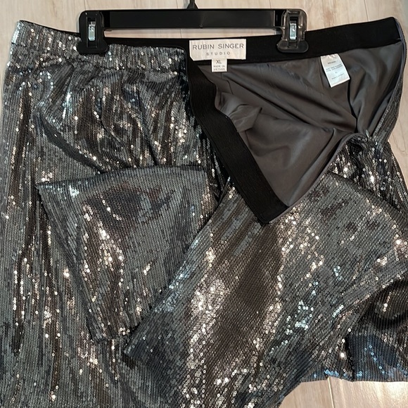 Rubin Singer Studio All-Over Sequin Top and dress pants. Pants have a side zip. - Picture 5 of 16